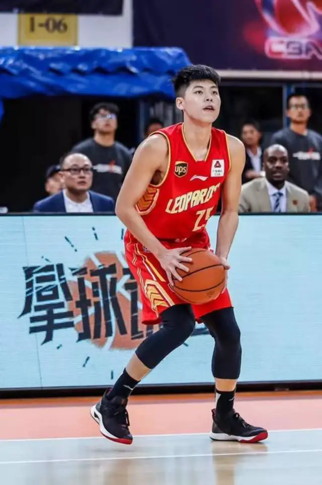 如何通过在线平台找到可靠的篮球辅导资源_1